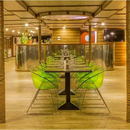 Hostel Marina