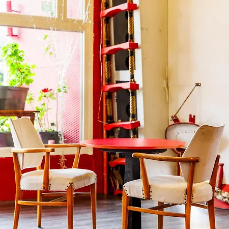 码头水上旅馆 旅馆 *