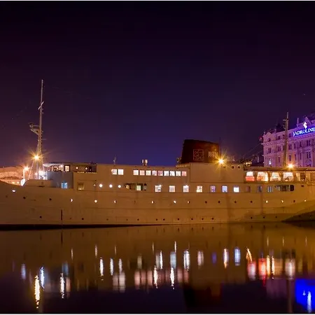 Hostel Marina Rijeka